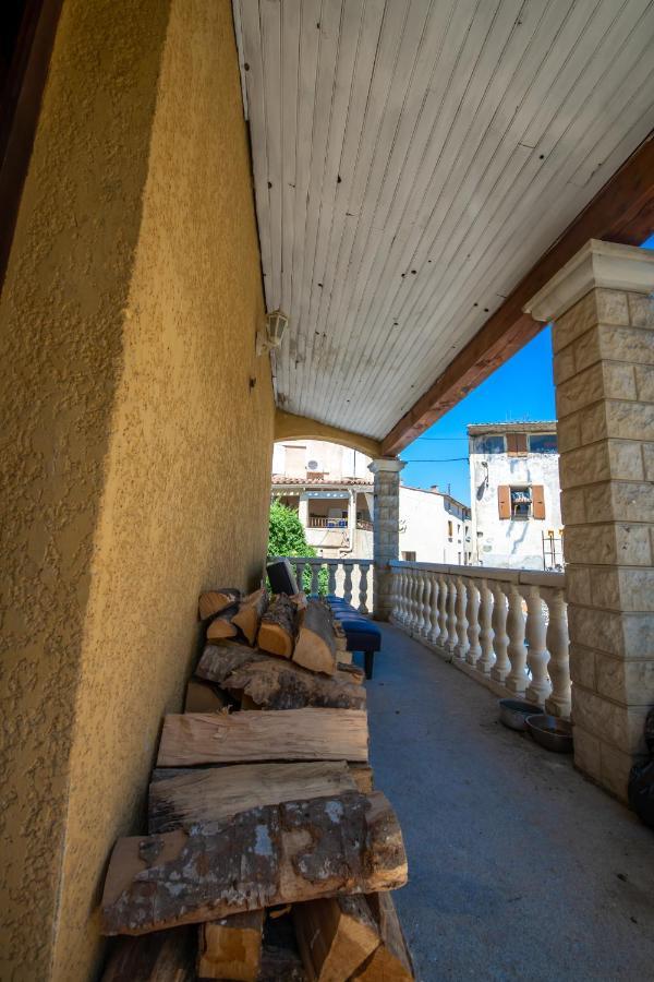 Вілла Camin Del Bosc Roquefort-des-Corbieres Екстер'єр фото